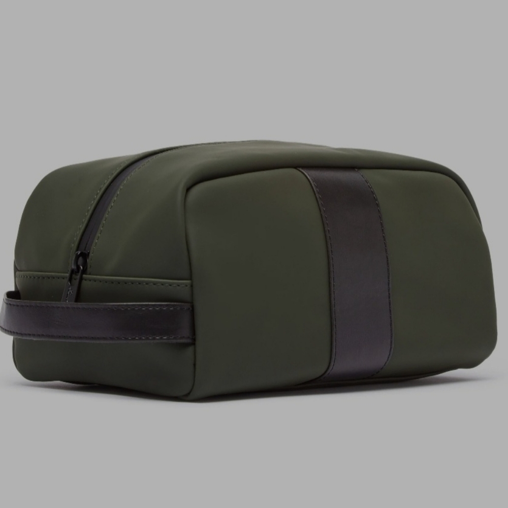Hudson Brouk & Co Toiletry Bag Hunter Green Vegan Leather 10"X5" Hanger Unisex